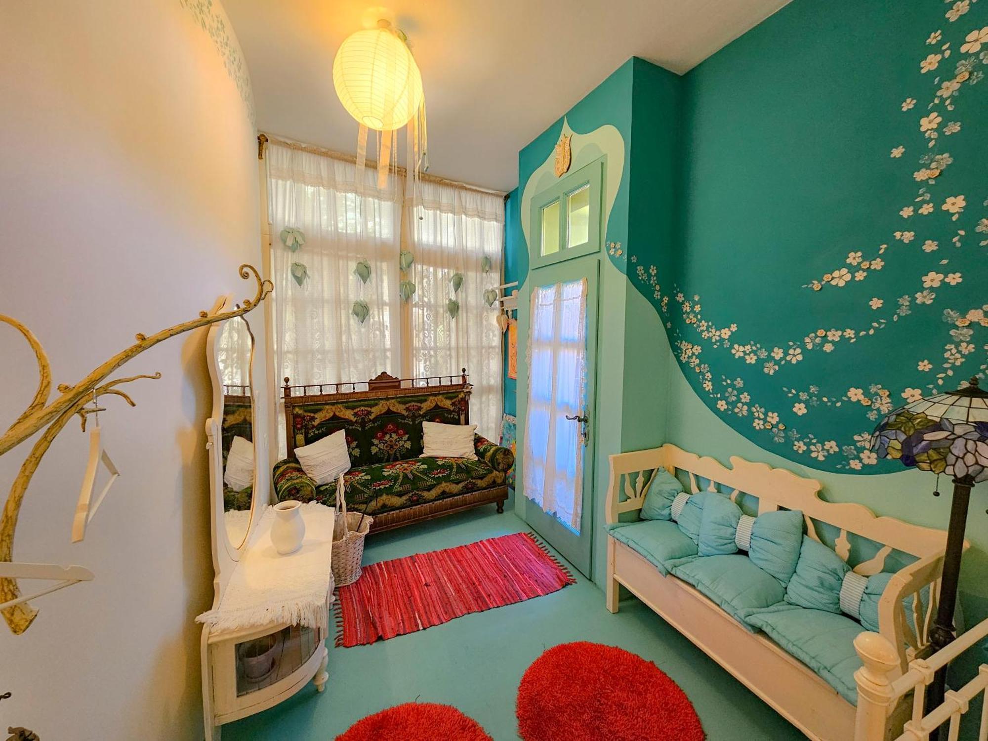 Готель Feher Tulipan Apartman Дебрецен Екстер'єр фото