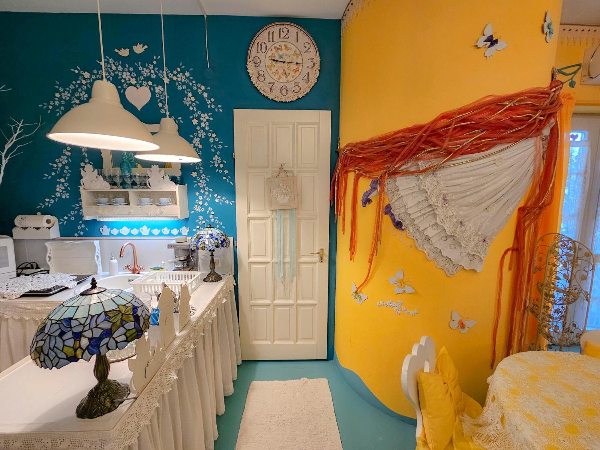 Готель Feher Tulipan Apartman Дебрецен Екстер'єр фото